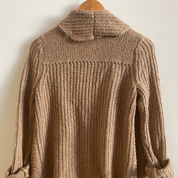 Abercrombie knit cardigan sweater - Picture 3 of 8